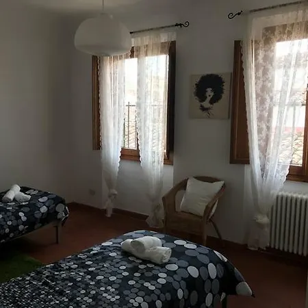 The Fourteenth Апартаменты *